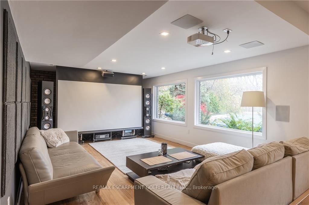 39 Hilts Drive