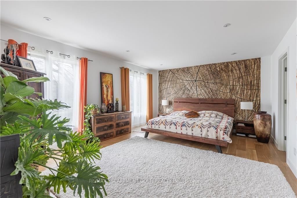39 Hilts Drive