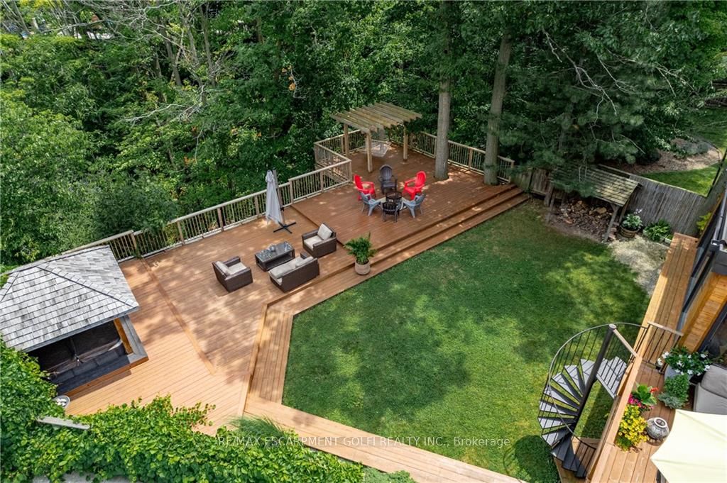 39 Hilts Drive