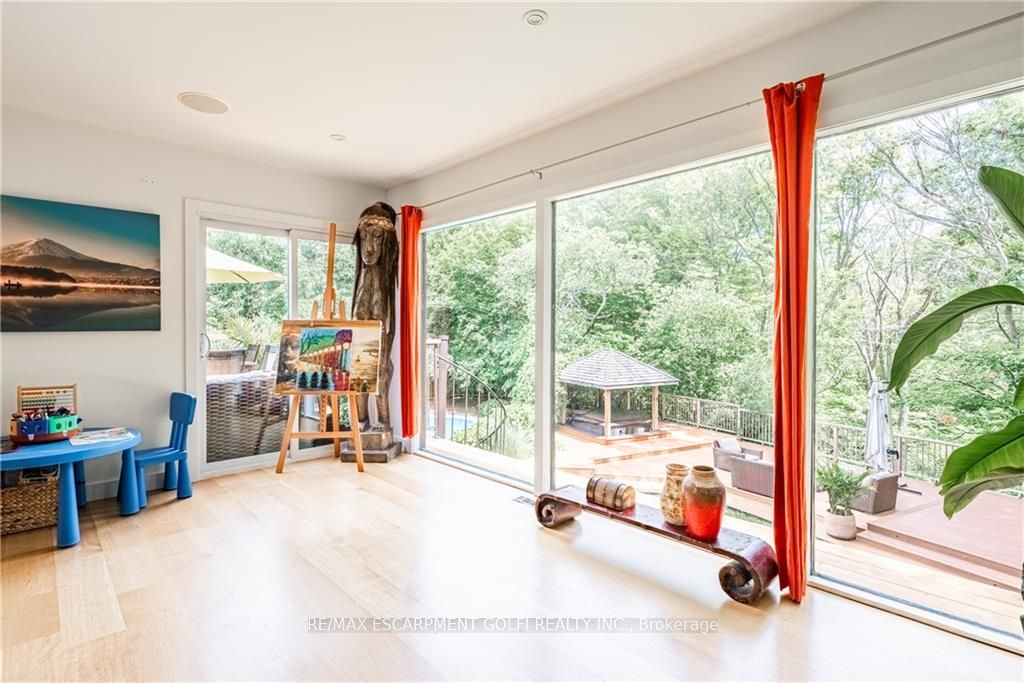 39 Hilts Drive