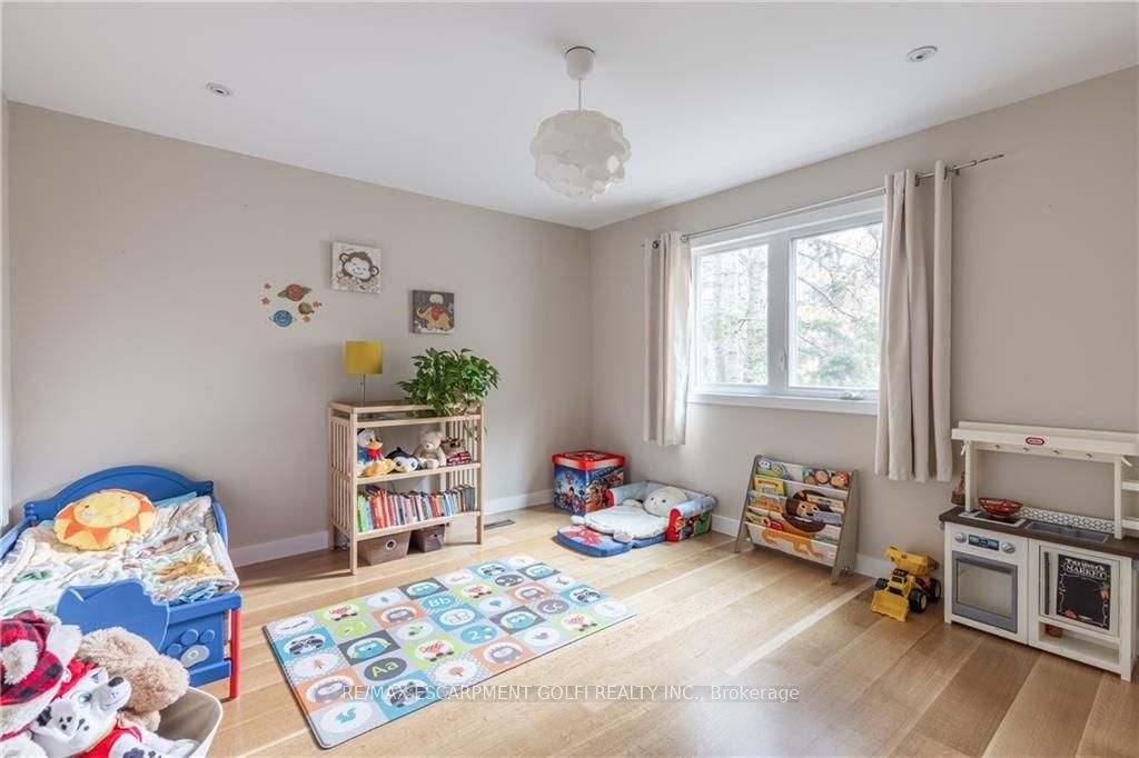 39 Hilts Drive