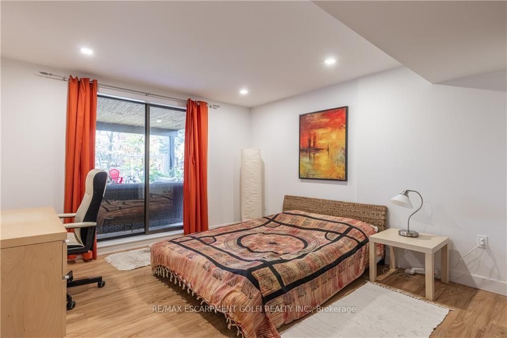 39 Hilts Drive