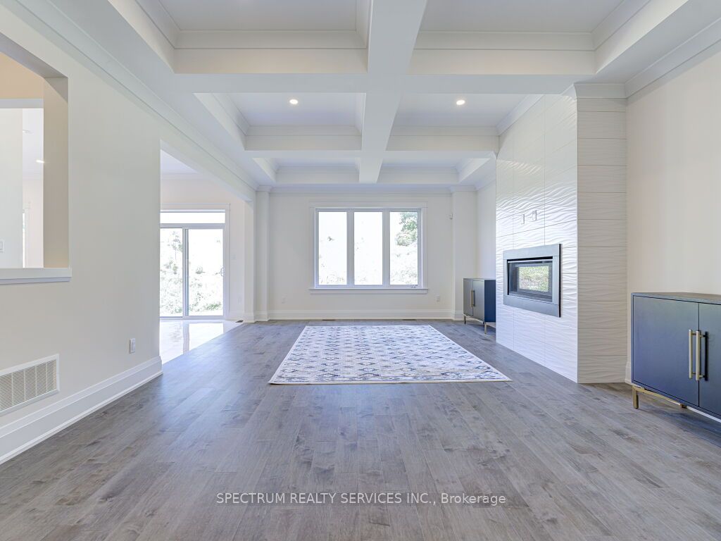 35 Macklin St
