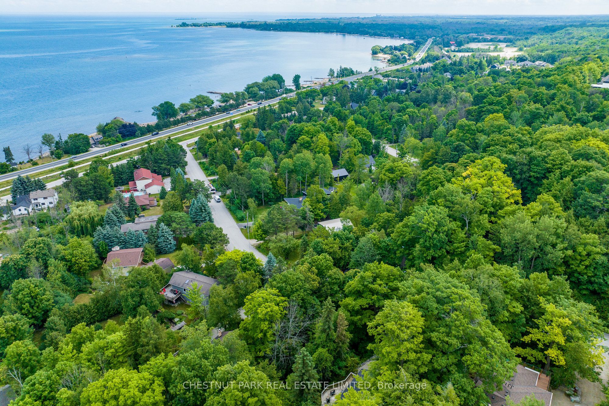 146 CHAMONIX Crescent
