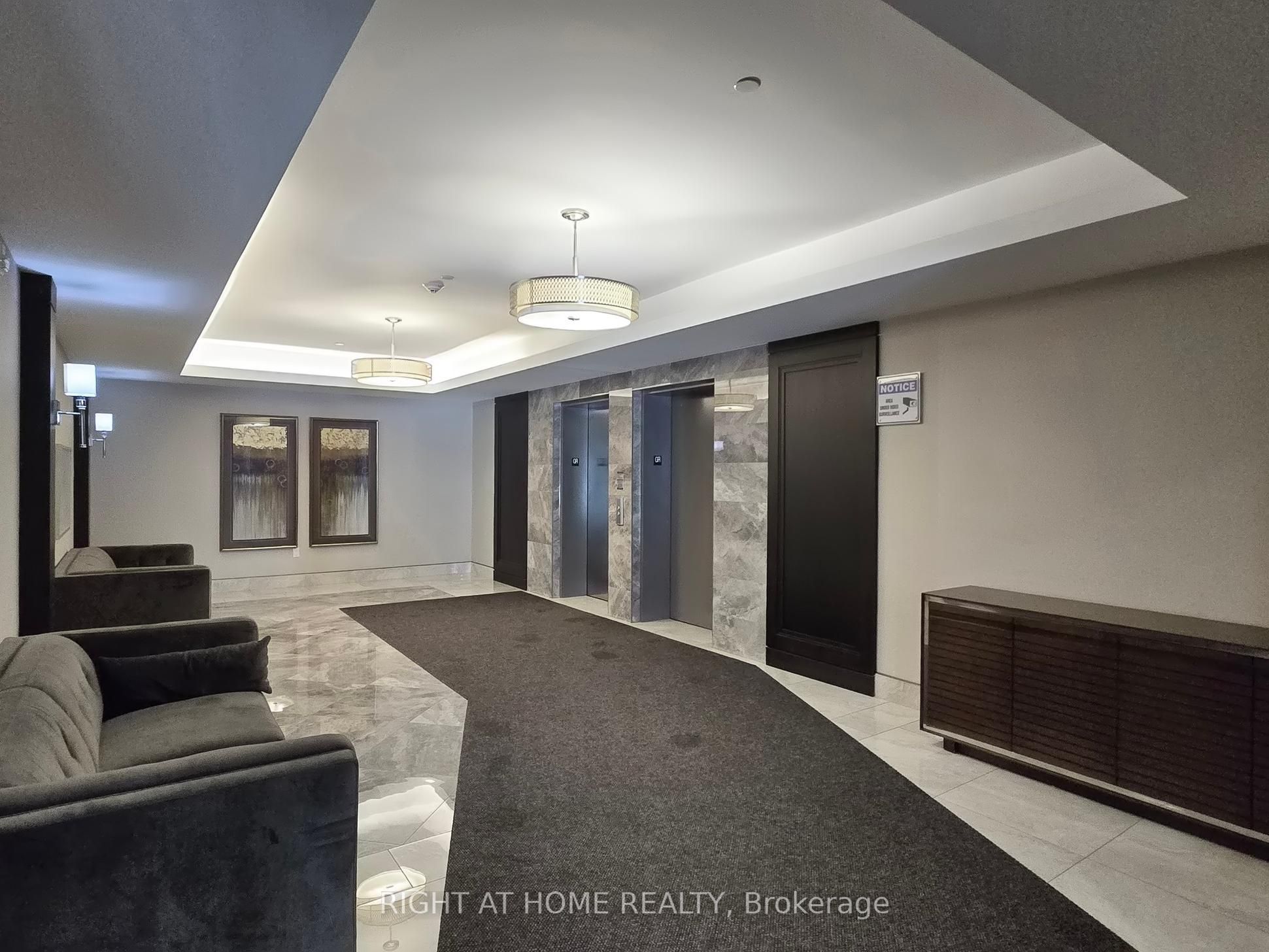 101 Shoreview Place #111
