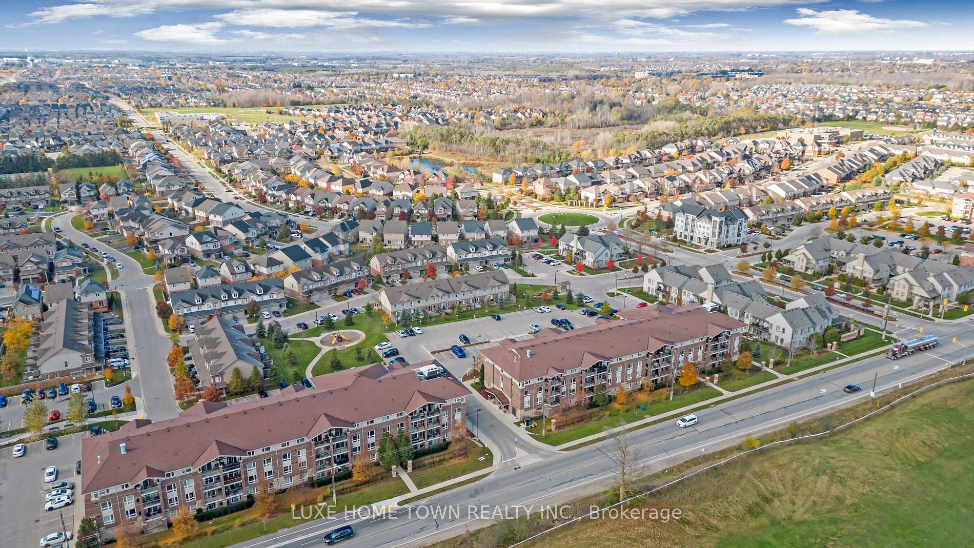 67 Kingsbury Square E, #209