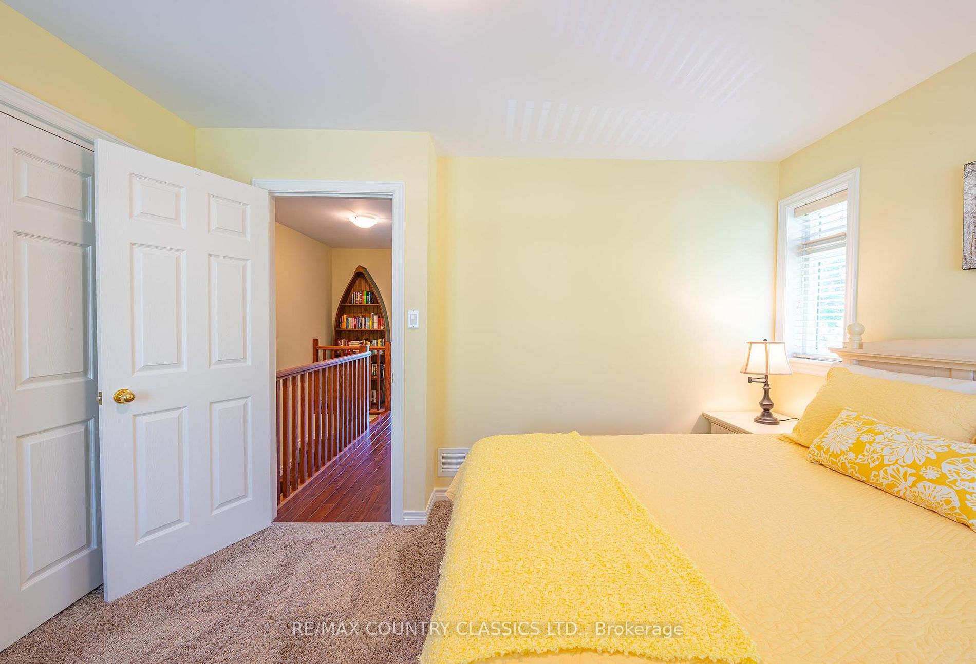 1579 Anstruther Lake Road N, #1
