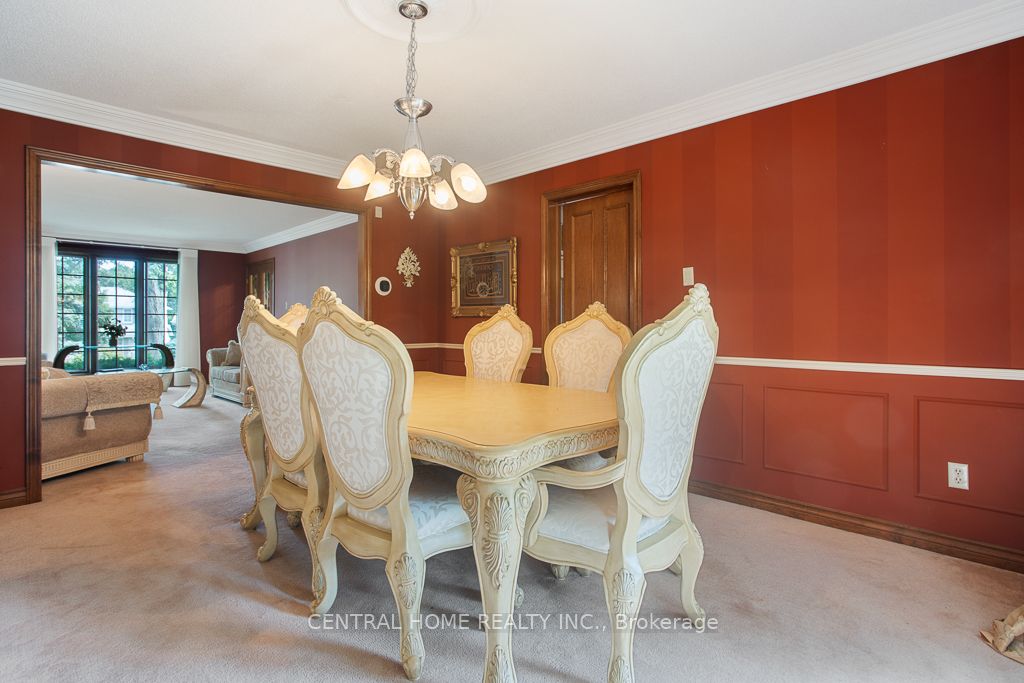 1312 Corley Drive N
