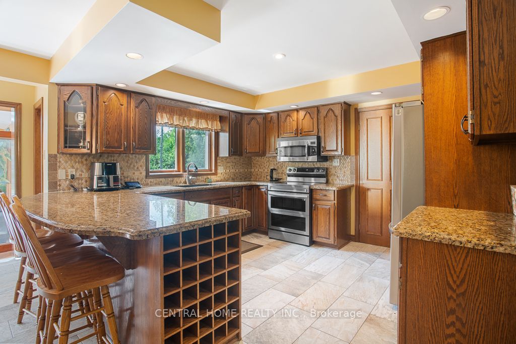 1312 Corley Drive N