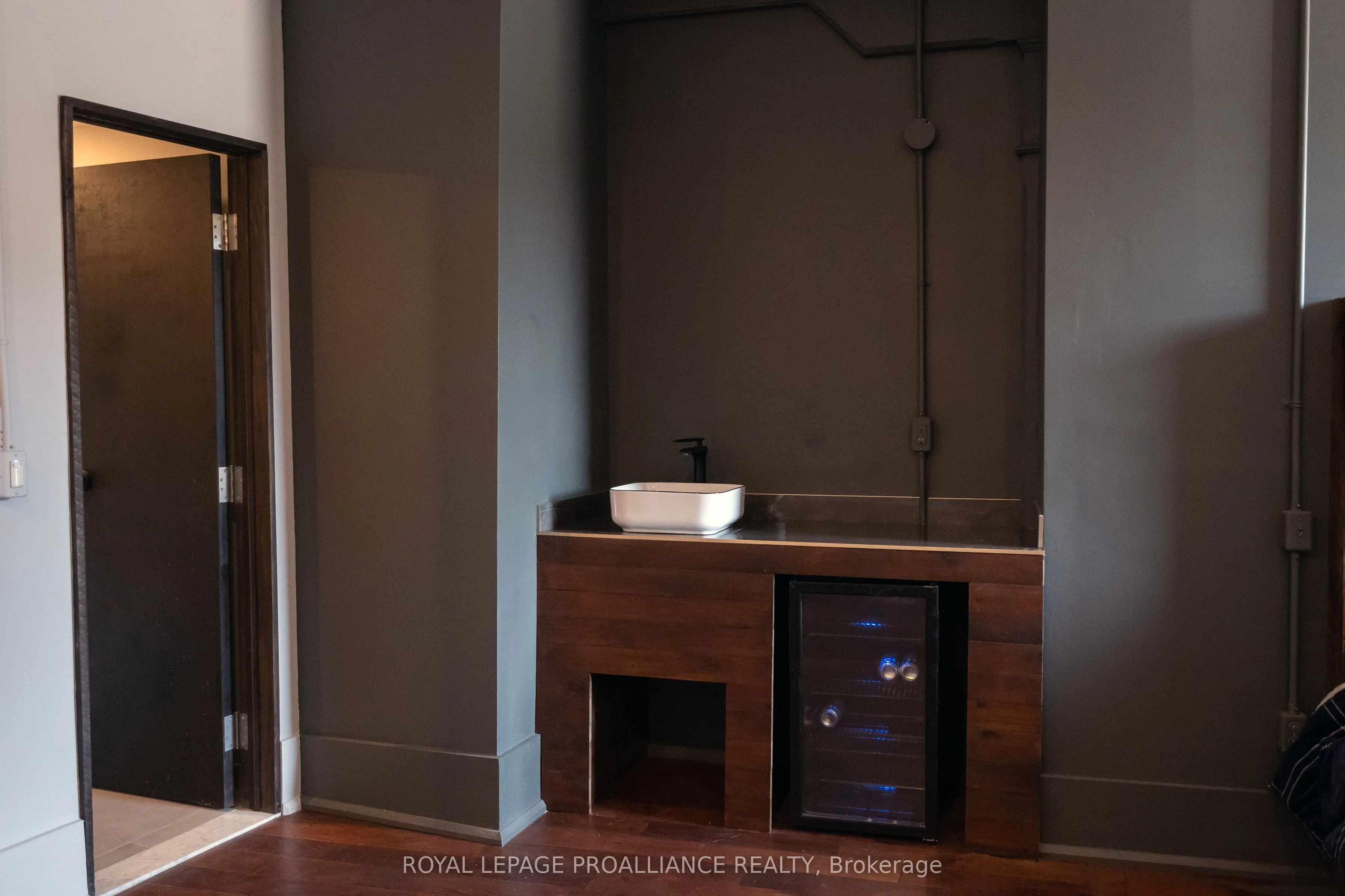 275 Front Street #4