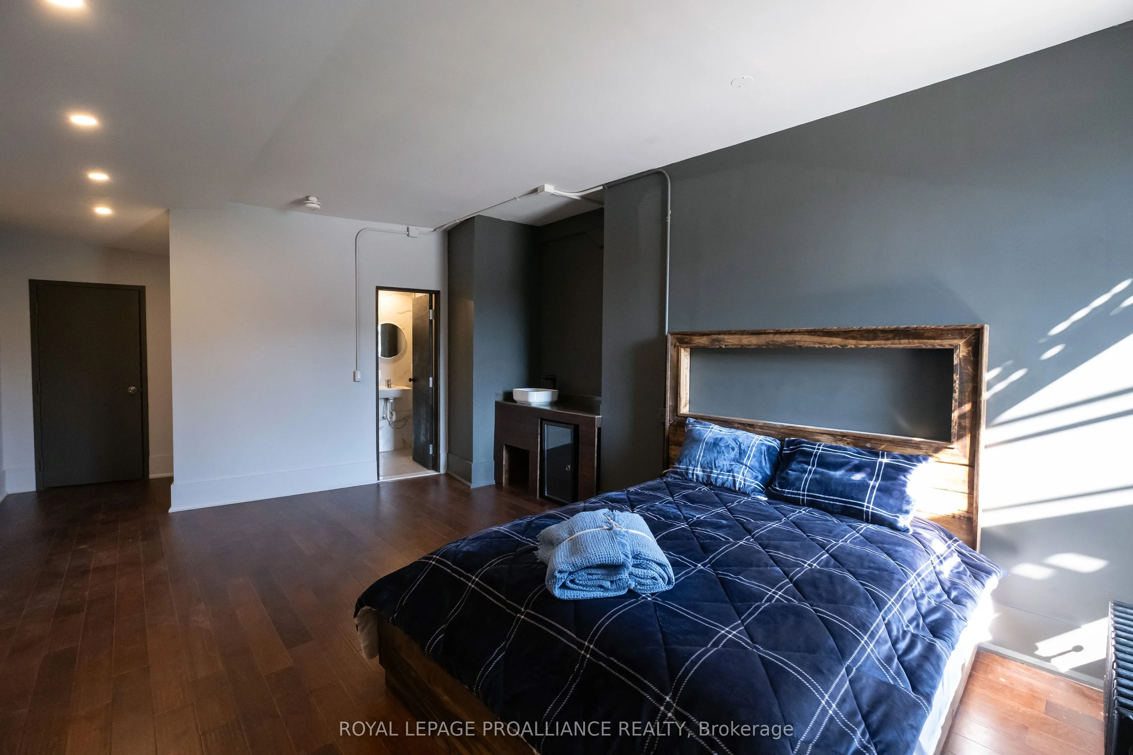 275 Front Street #4