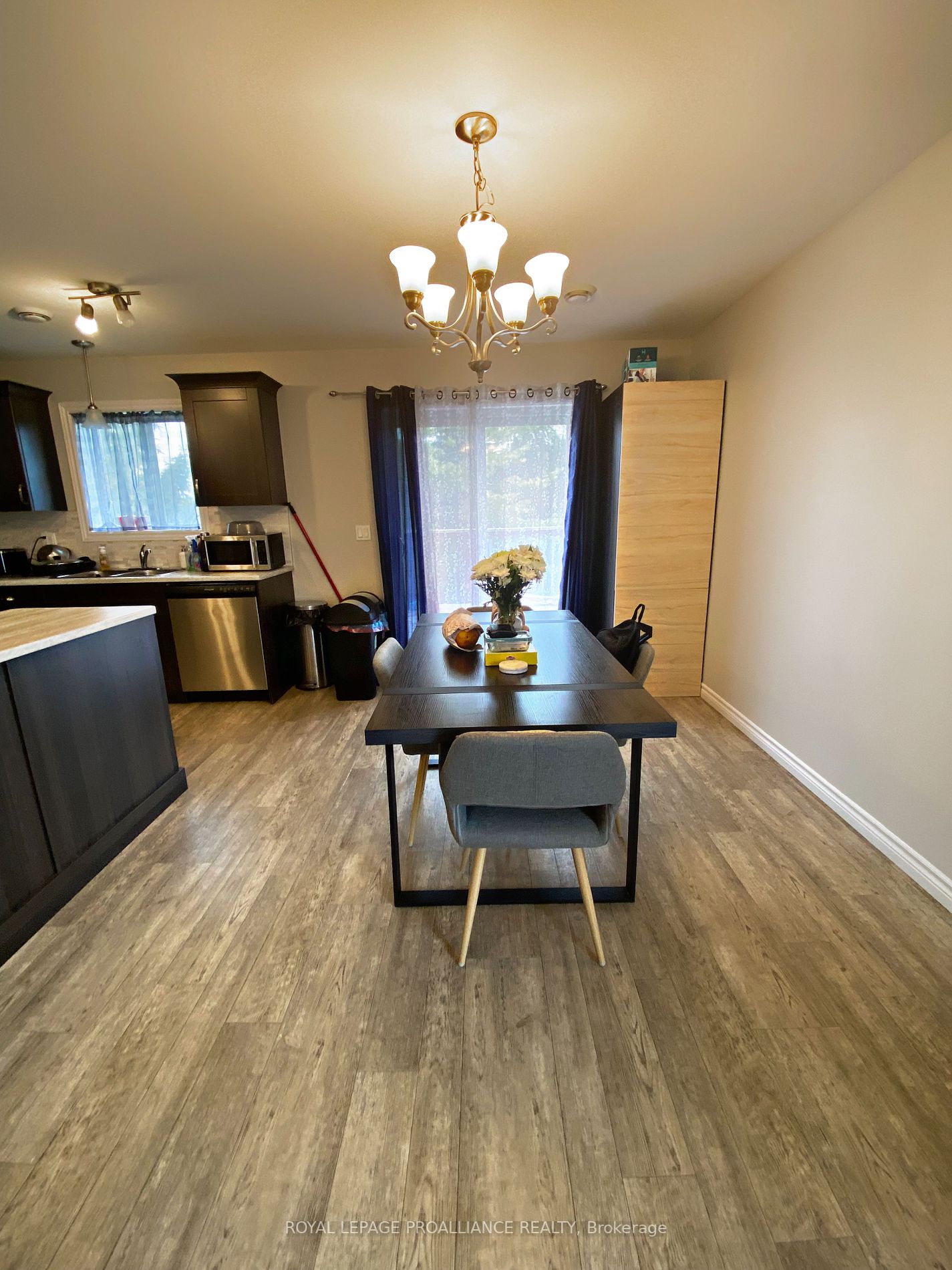 70 Ridgeway Place
