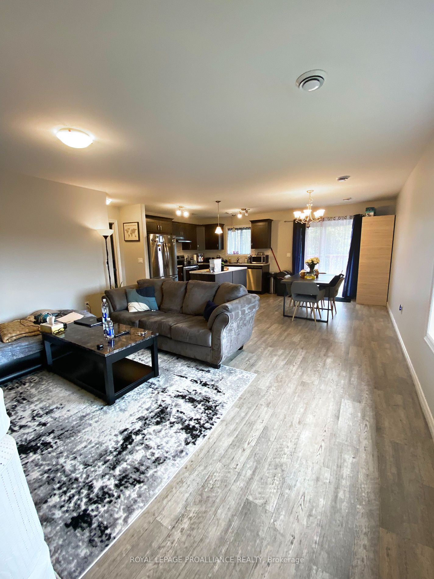 70 Ridgeway Place