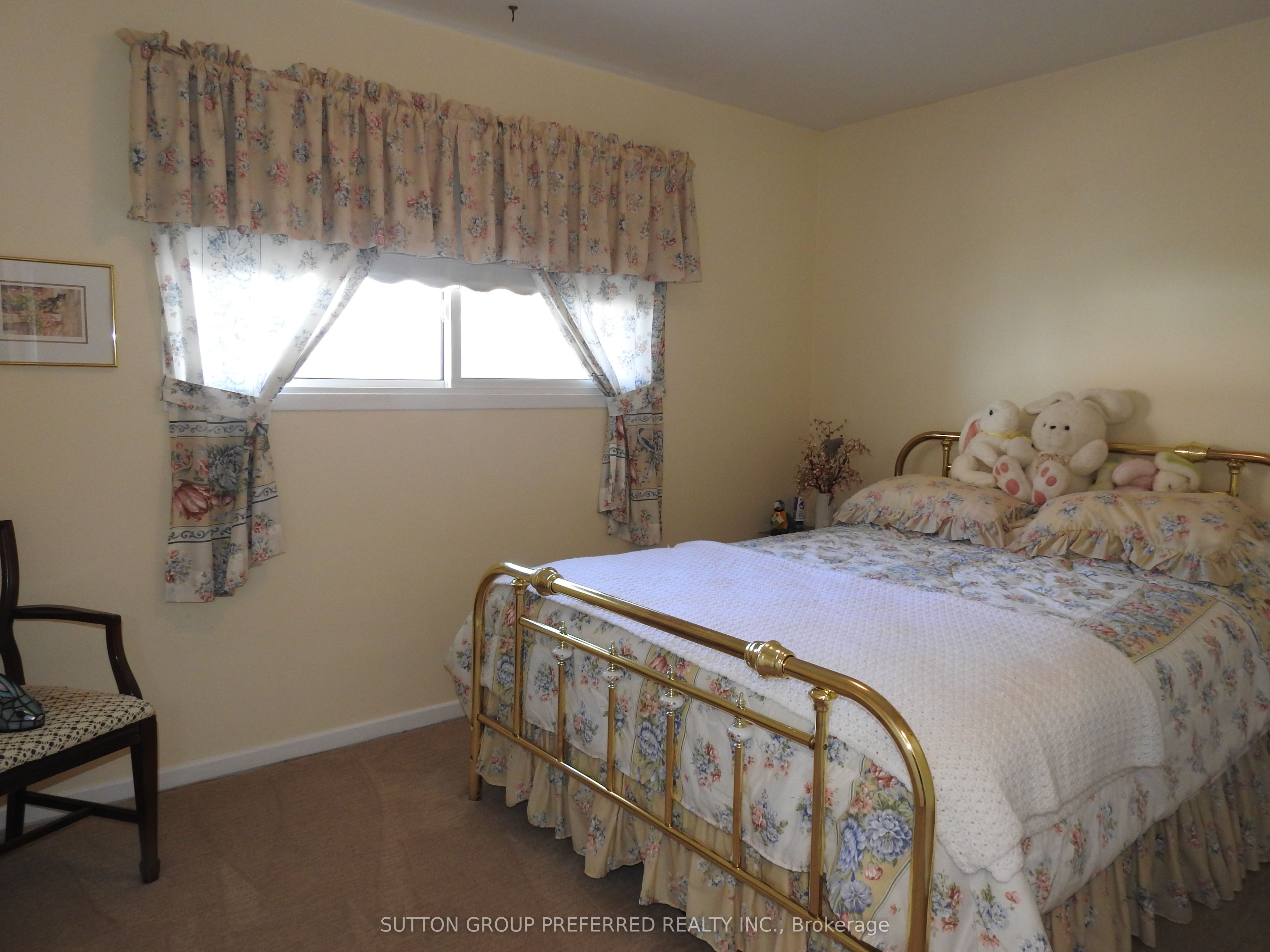 260 Ferncrest Road