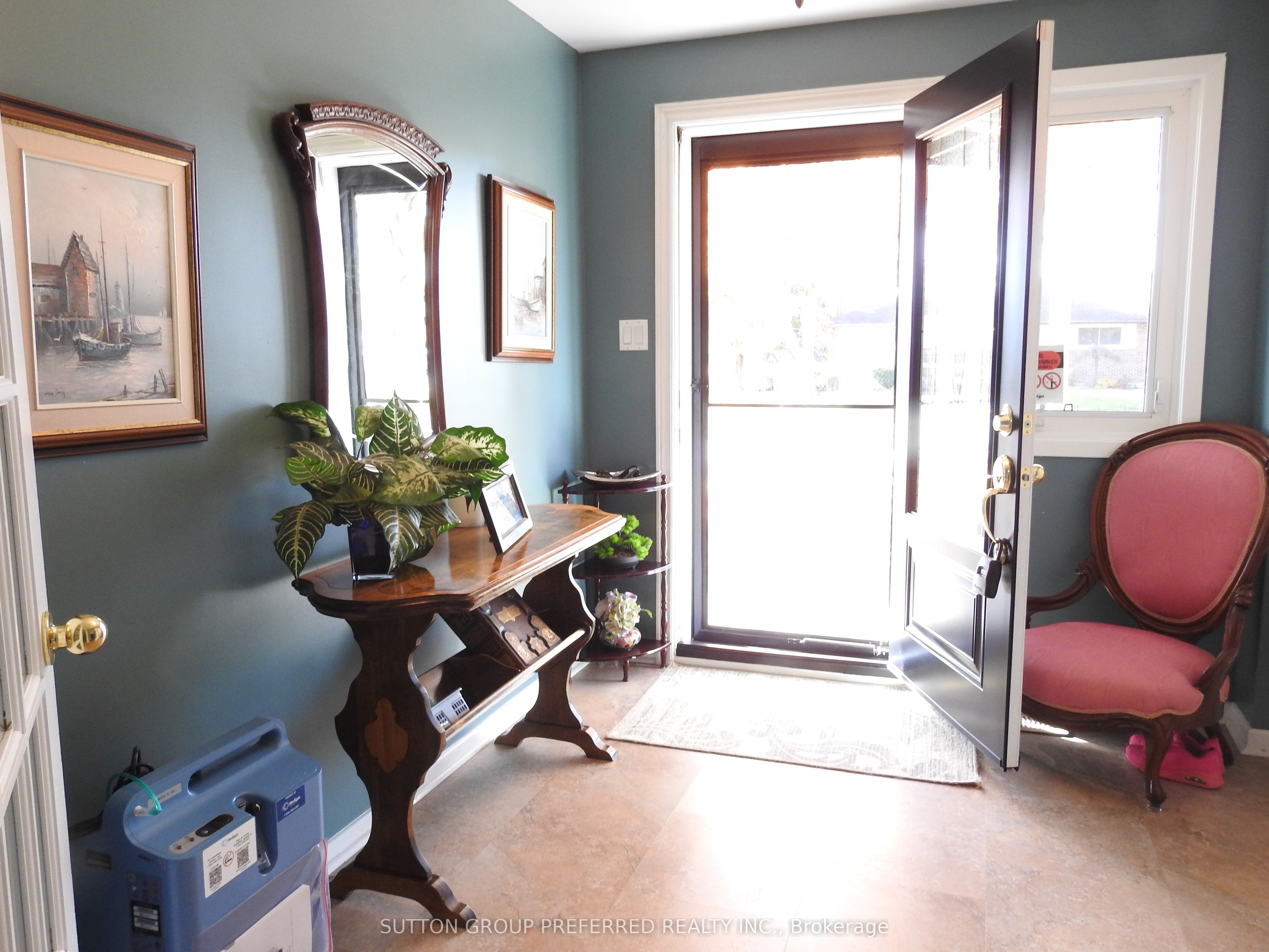 260 Ferncrest Road
