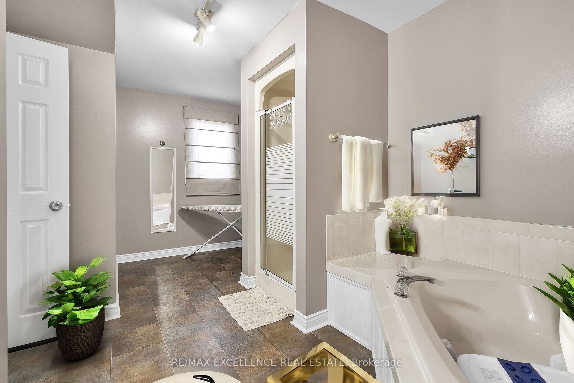 308 Conway Drive, #28