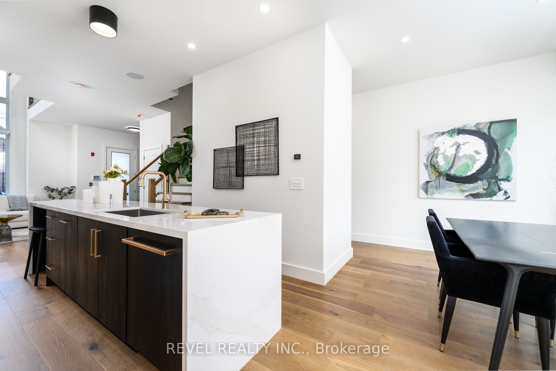 1397 York Road #10