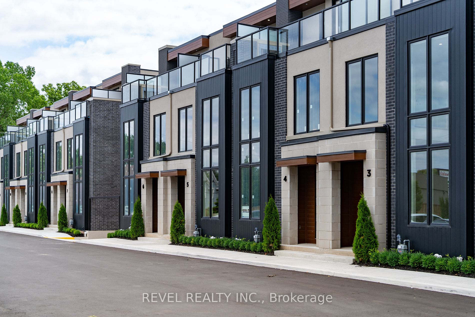 1397 York Road #10