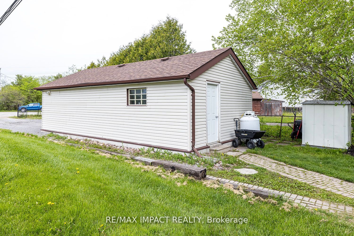 32 Totten Drive