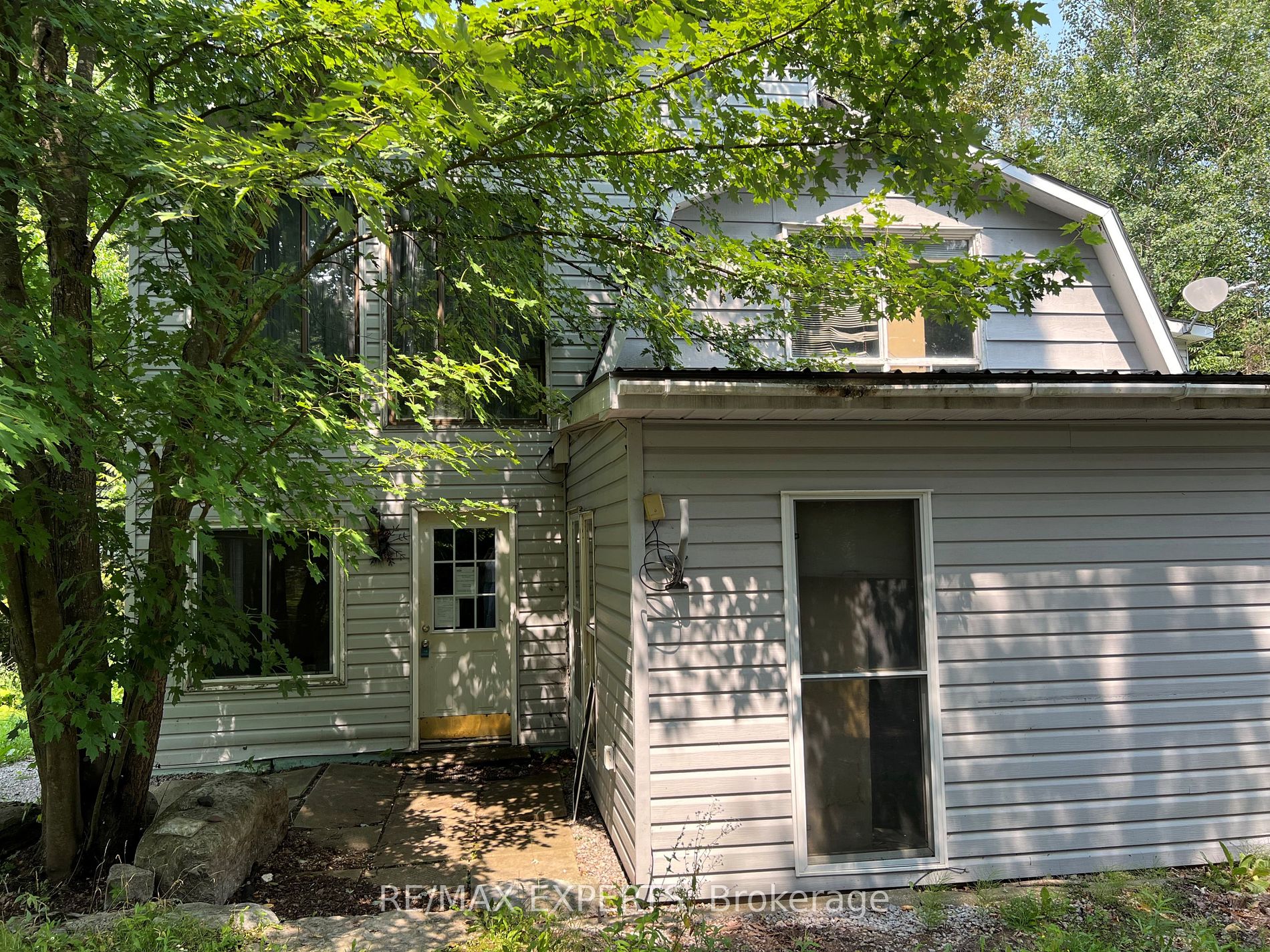 14 Sunset Lane