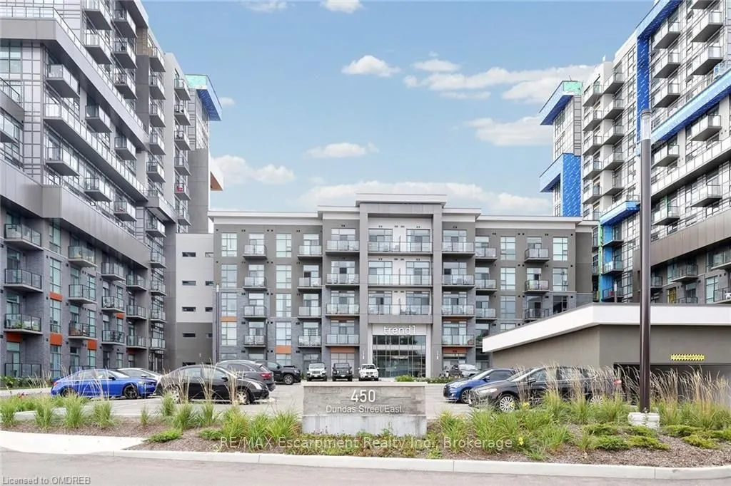 450 Dundas Street E #1001