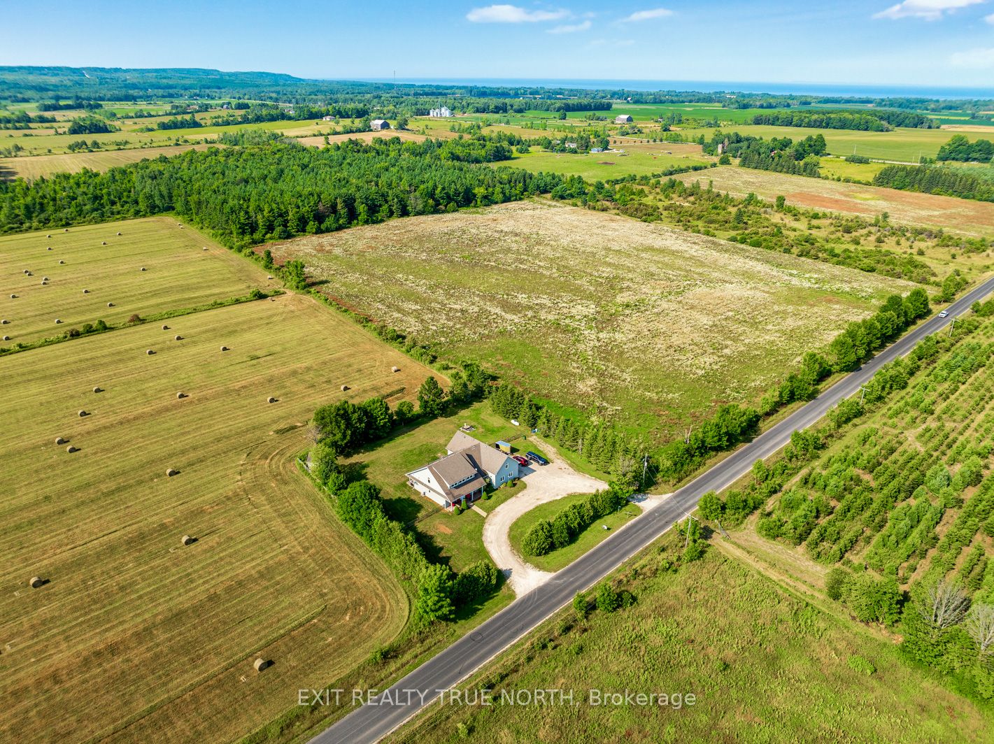 145489 16 Side Road