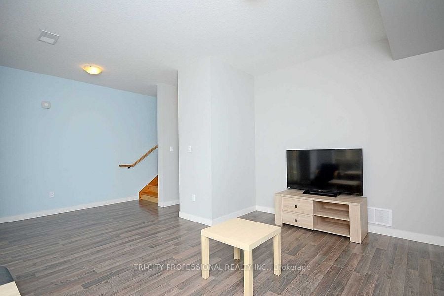 62 Balsam Street, #T201