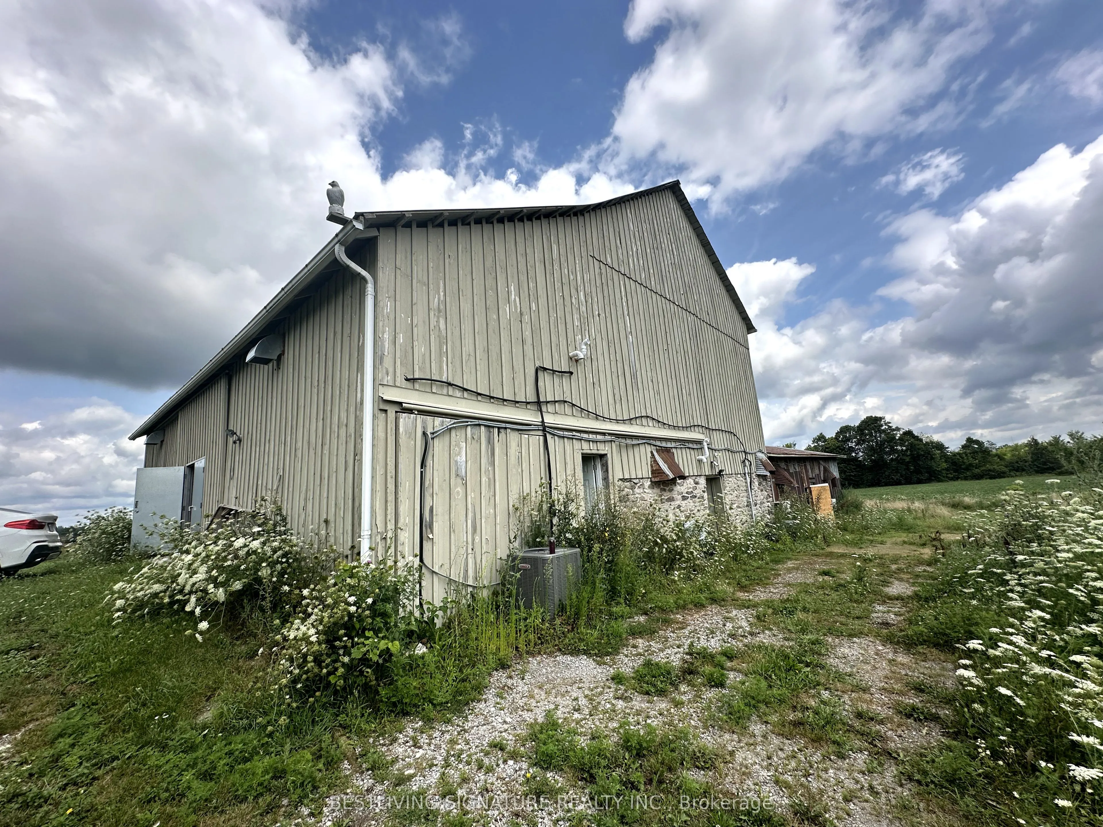 3752 Elm Tree Road