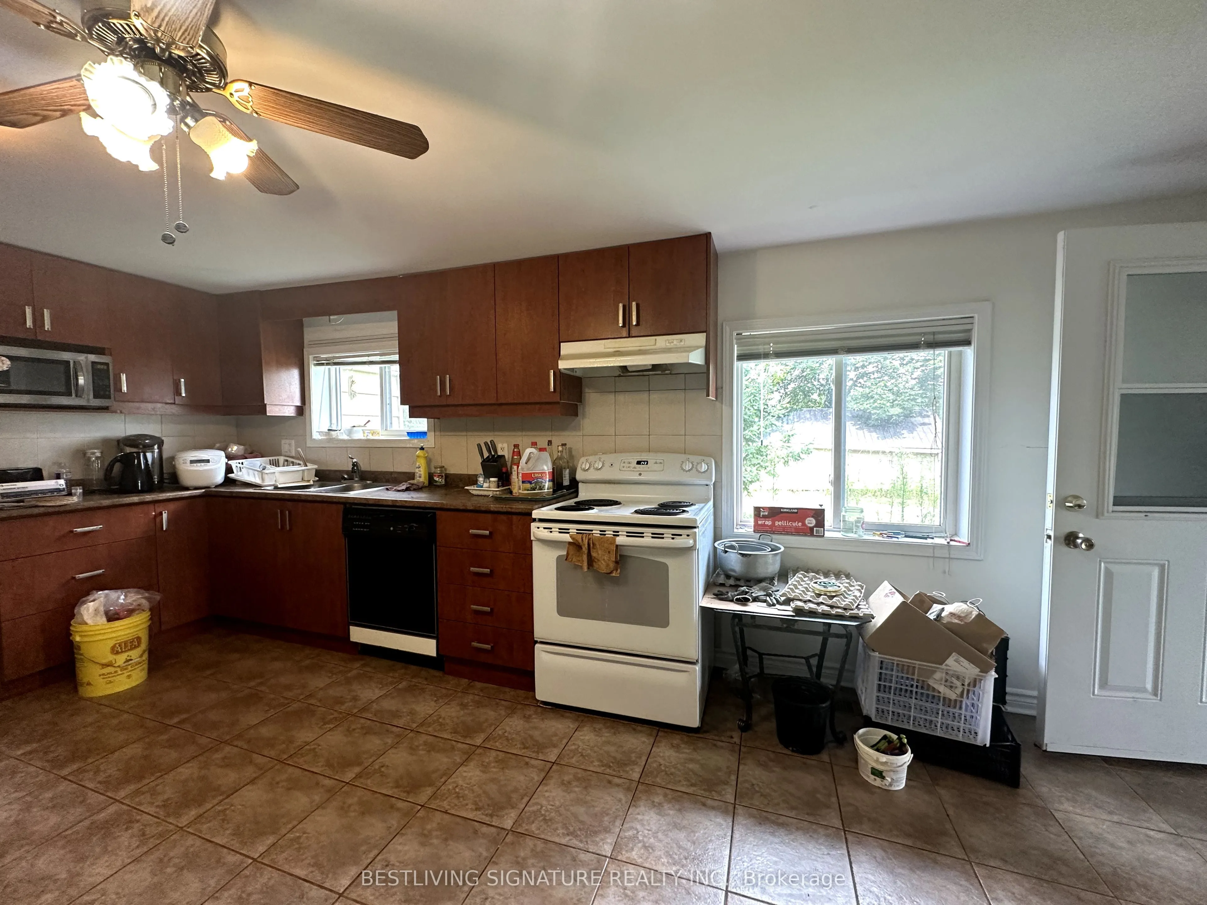 3752 Elm Tree Road
