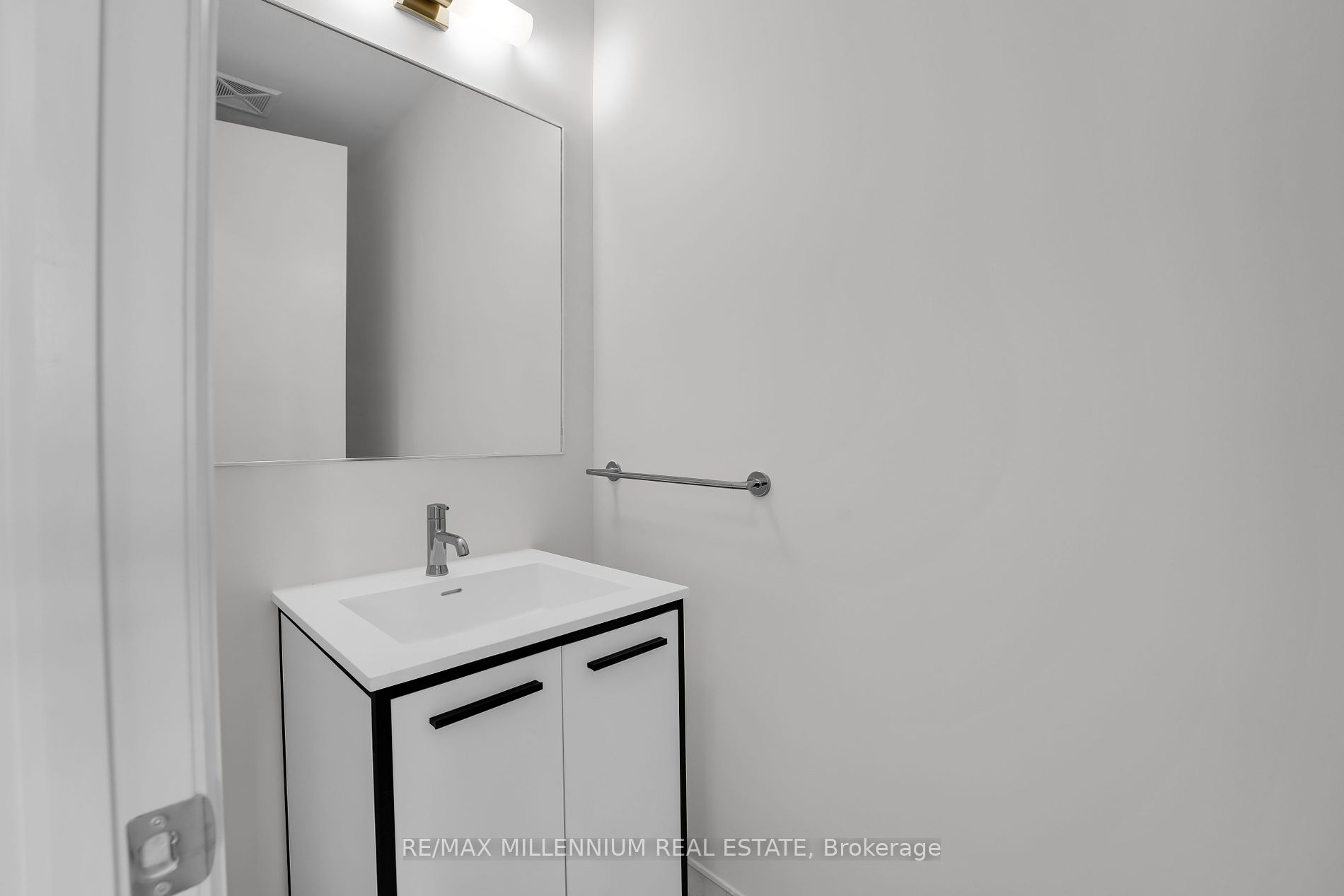 80 Windward Drive #14