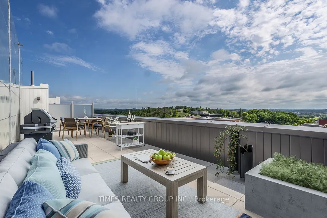 195 Hunter Street E, #903