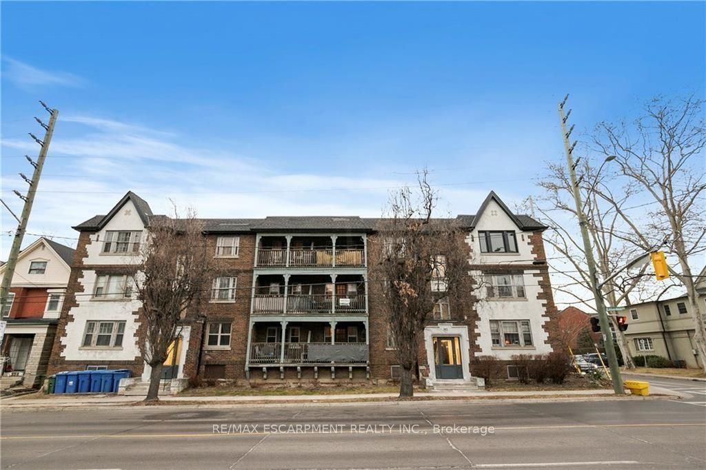 312 Aberdeen Avenue #1