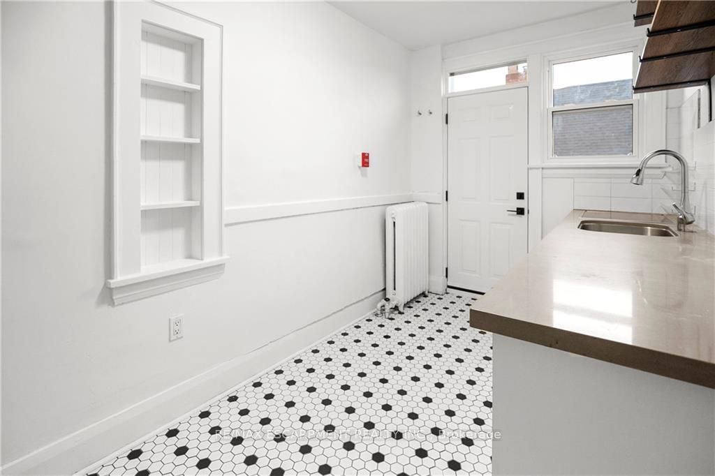 312 Aberdeen Avenue #1