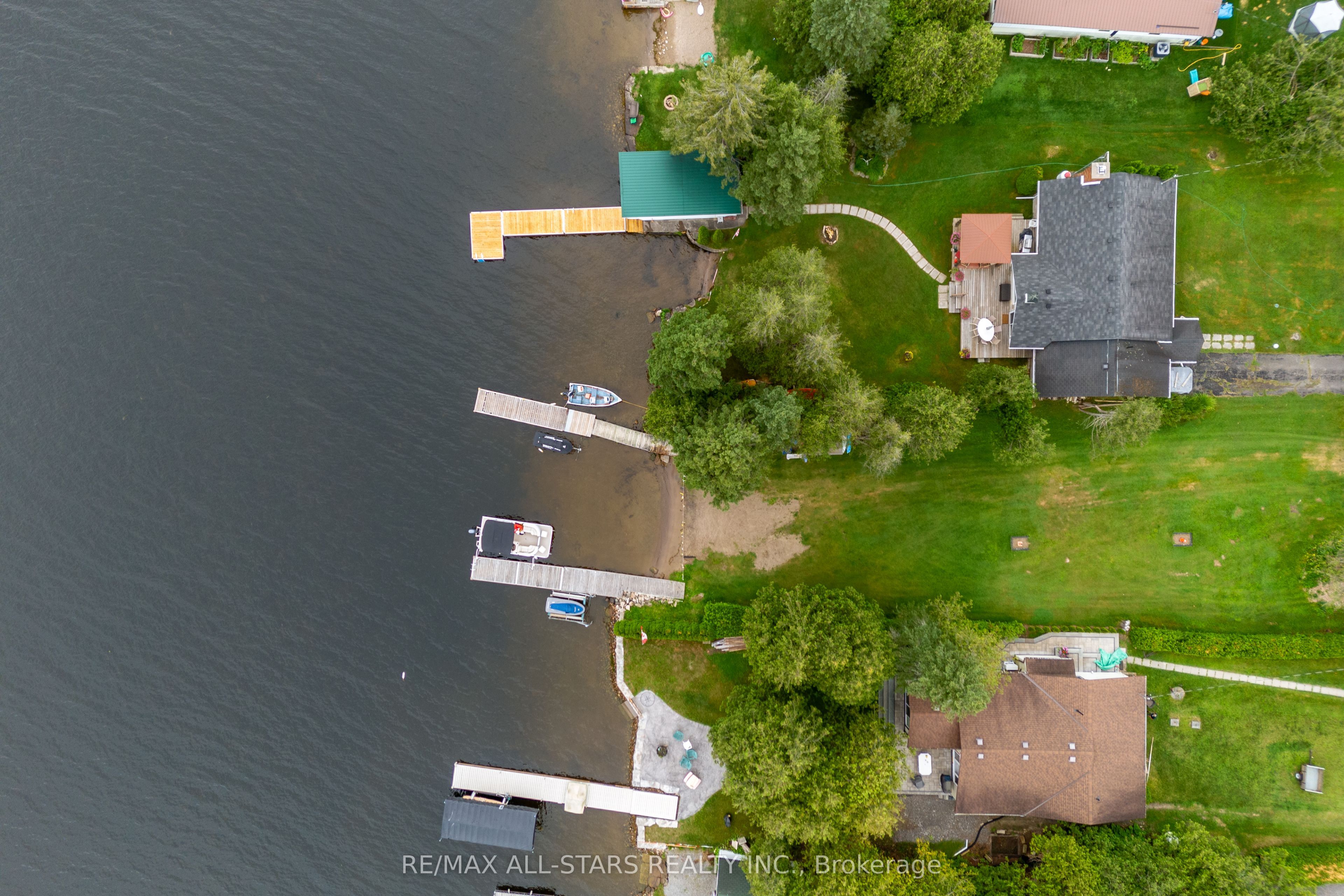 93 Sturgeon Glen Road