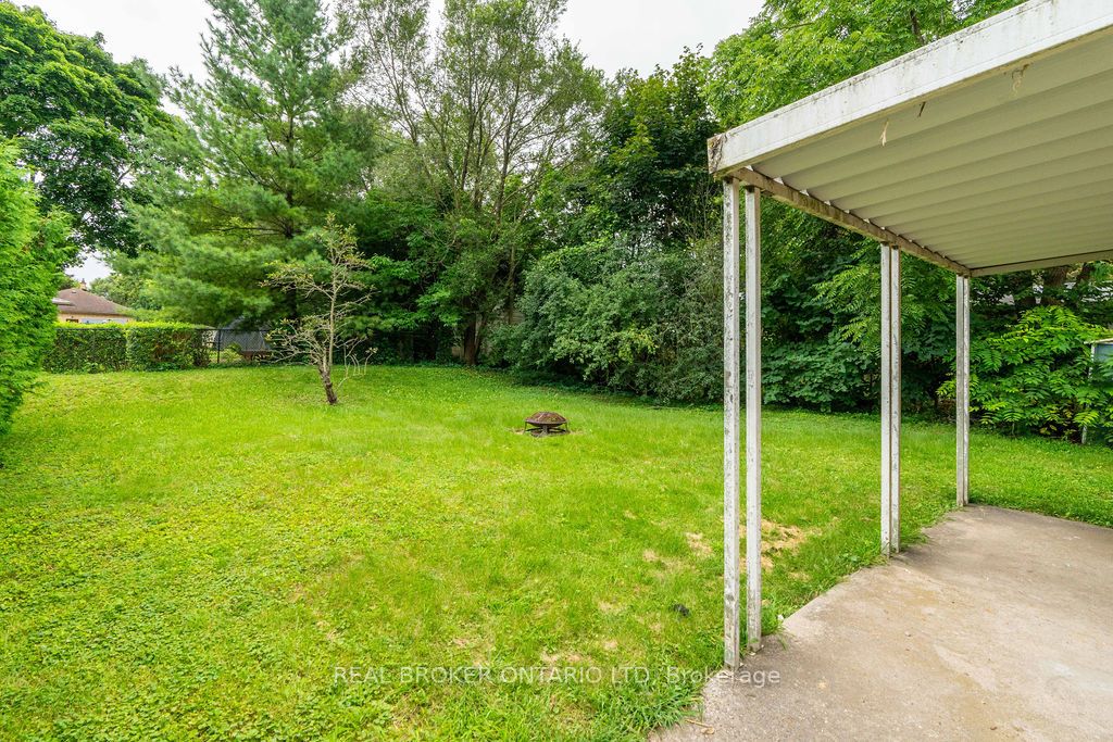 39 Trillium Crescent