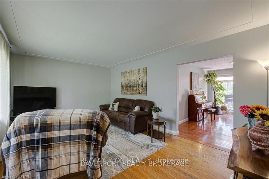 58 Manitoulin Drive
