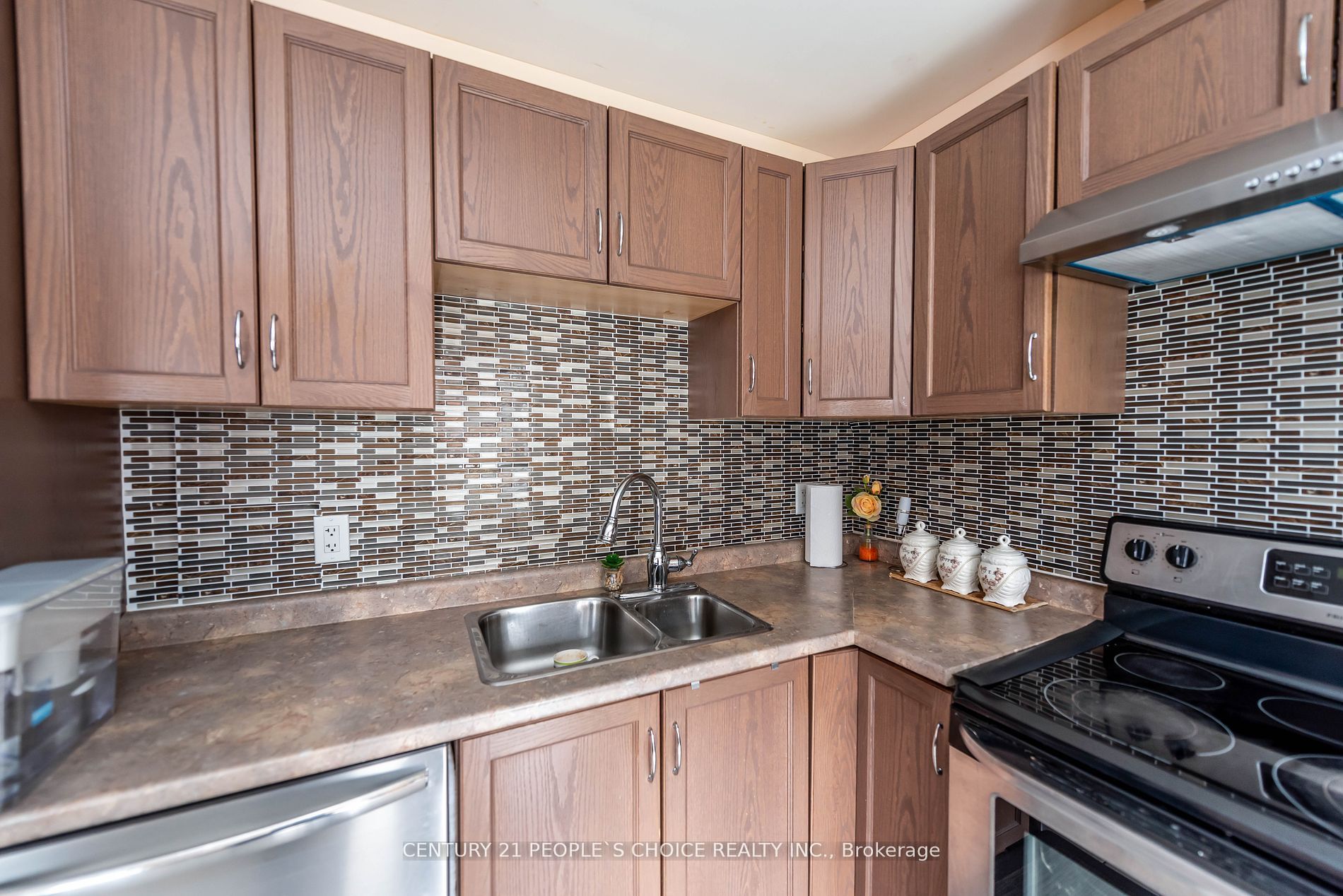 1540 Upper Gage Avenue, #7