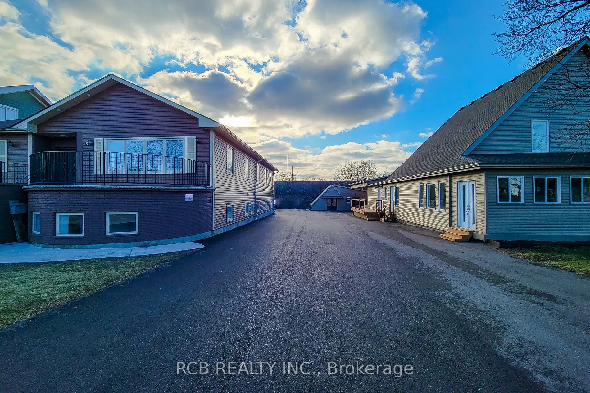 184 Beach Boulevard