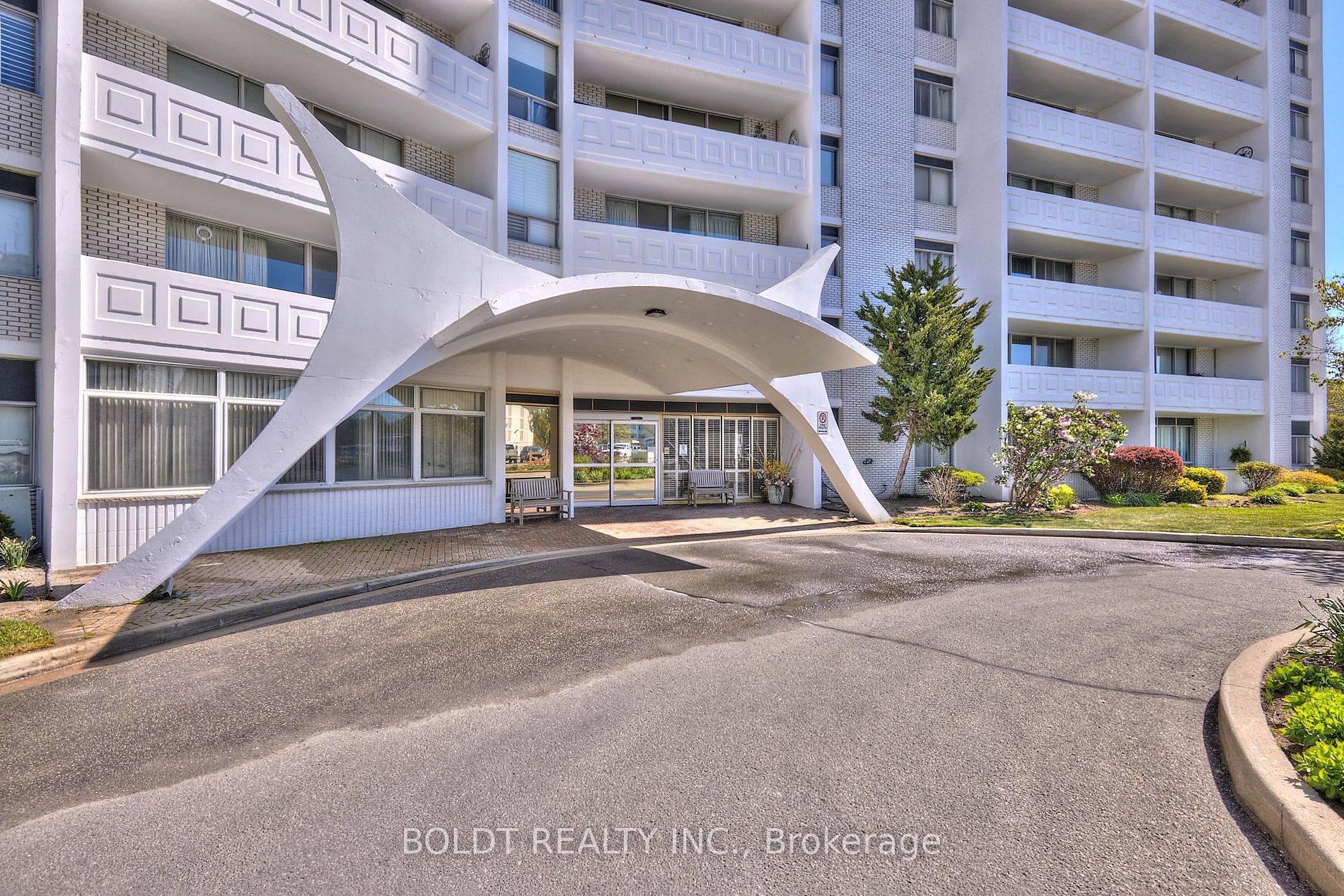 15 Towering Heights Boulevard #1204