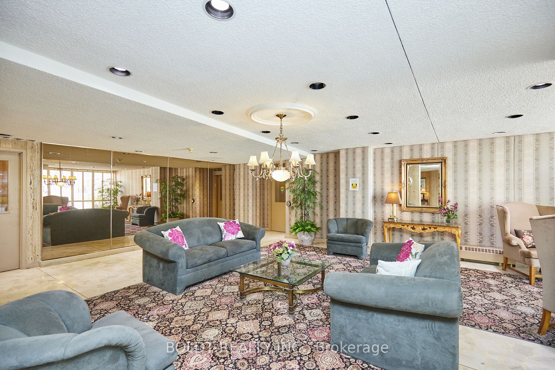 15 Towering Heights Boulevard #1204