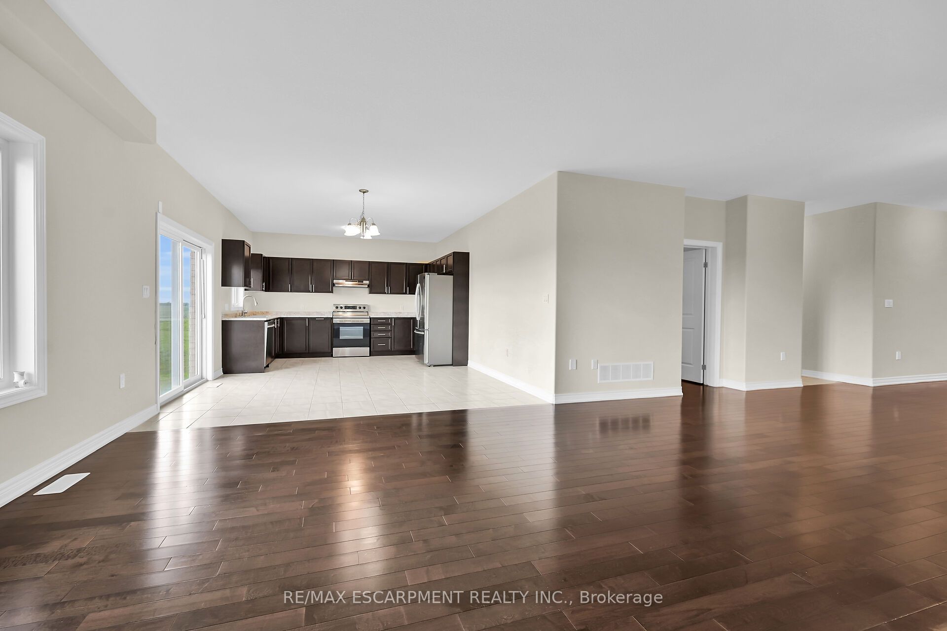 408 Dalgleish Trail
