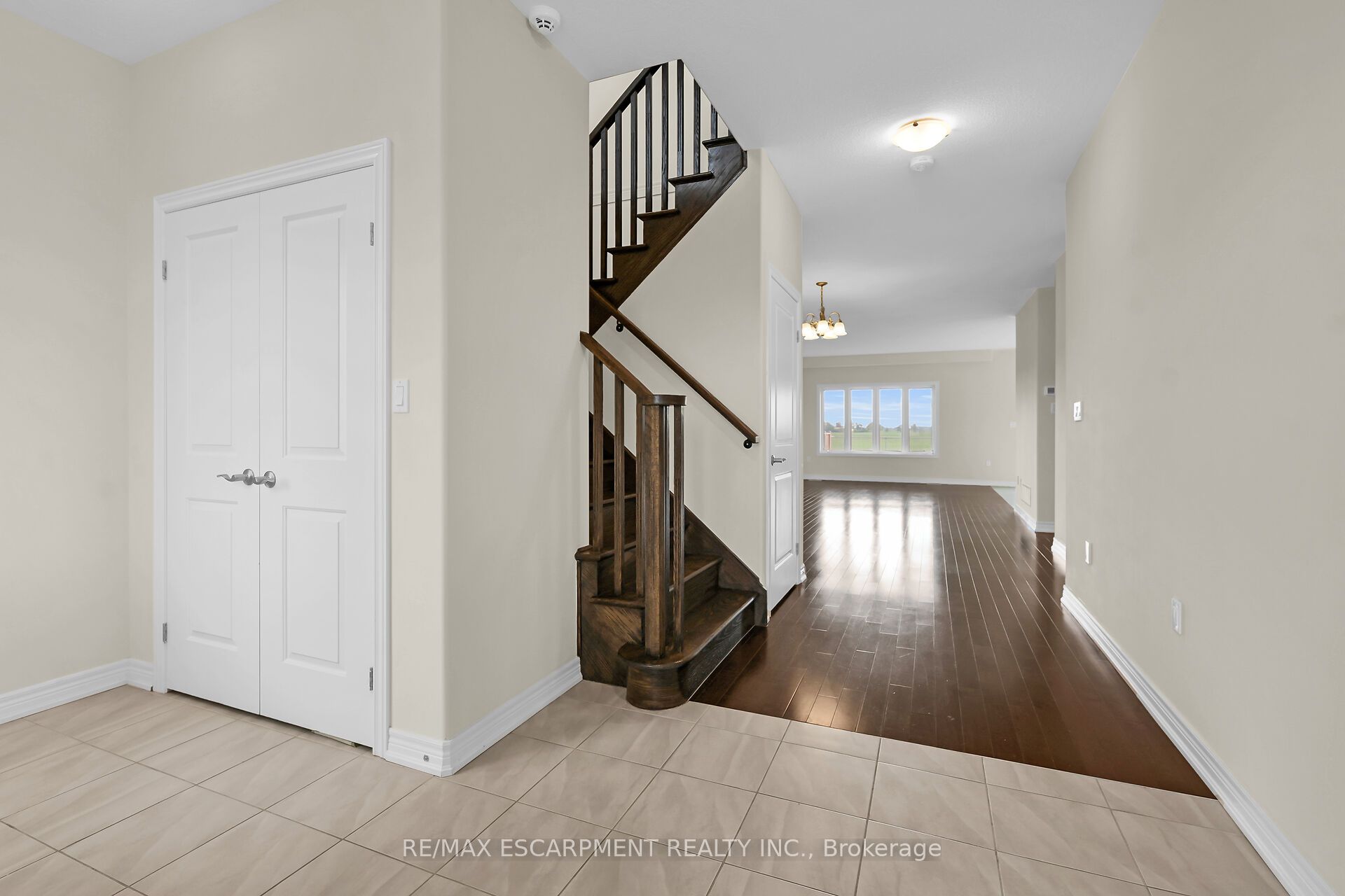 408 Dalgleish Trail