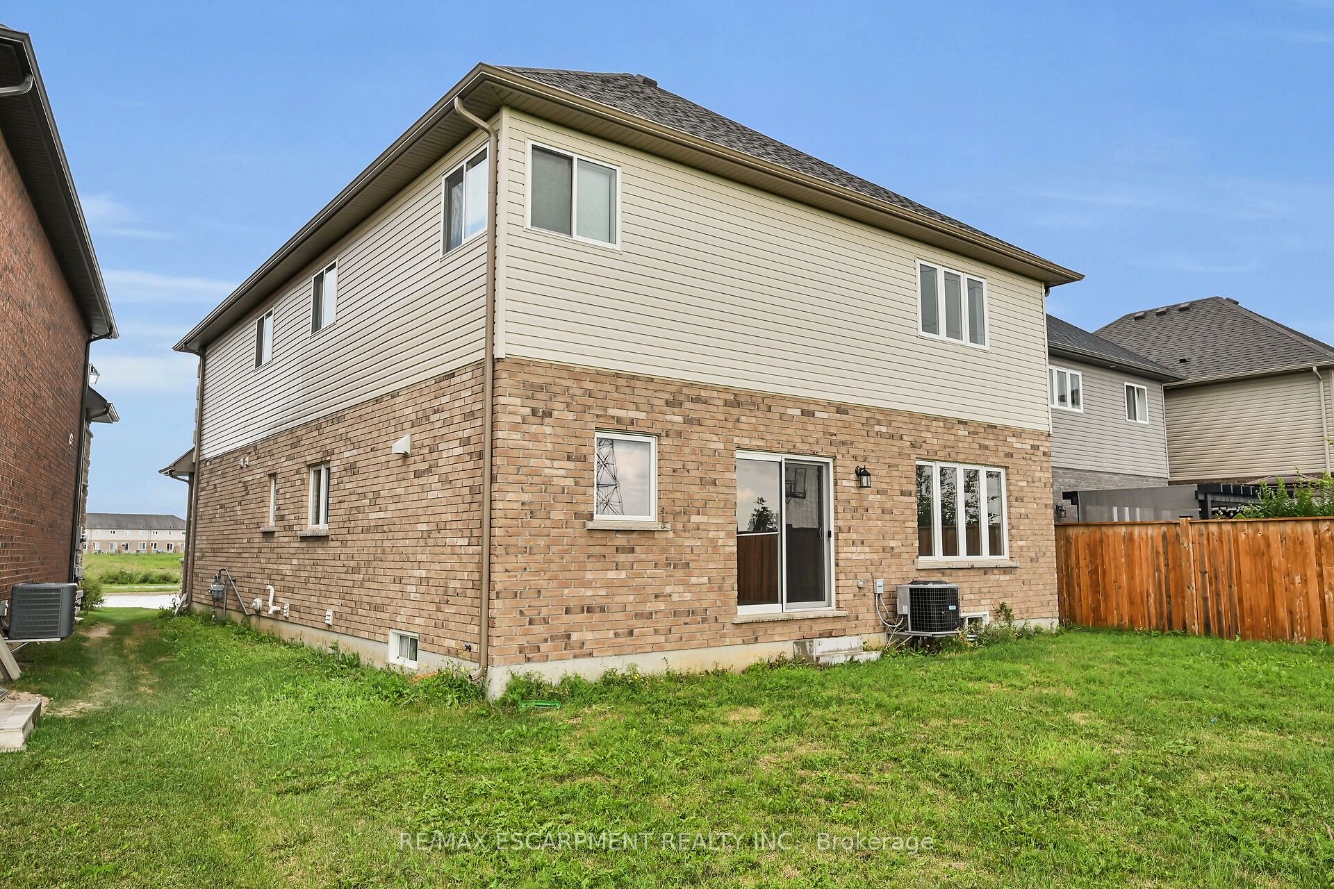 408 Dalgleish Trail