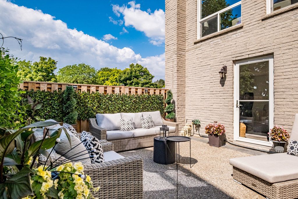 1155 Paramount Drive #22