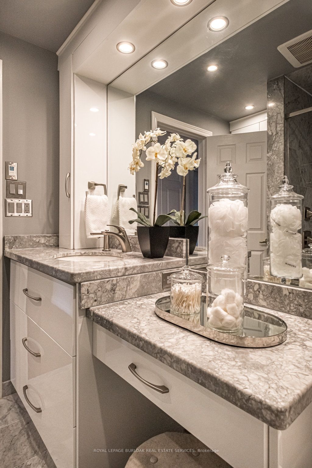 1155 Paramount Drive #22