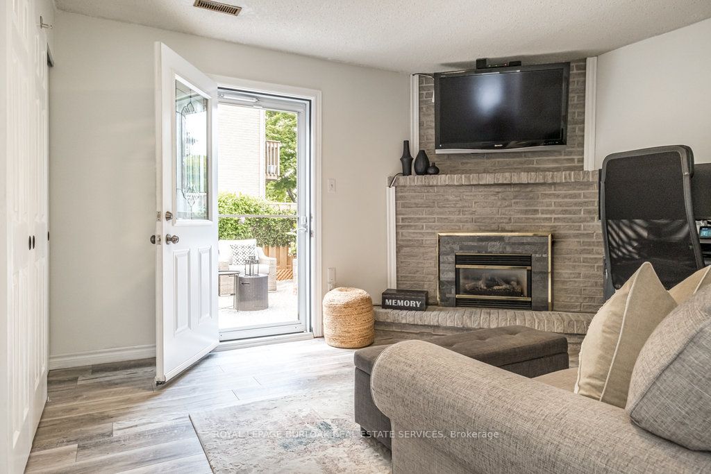 1155 Paramount Drive #22