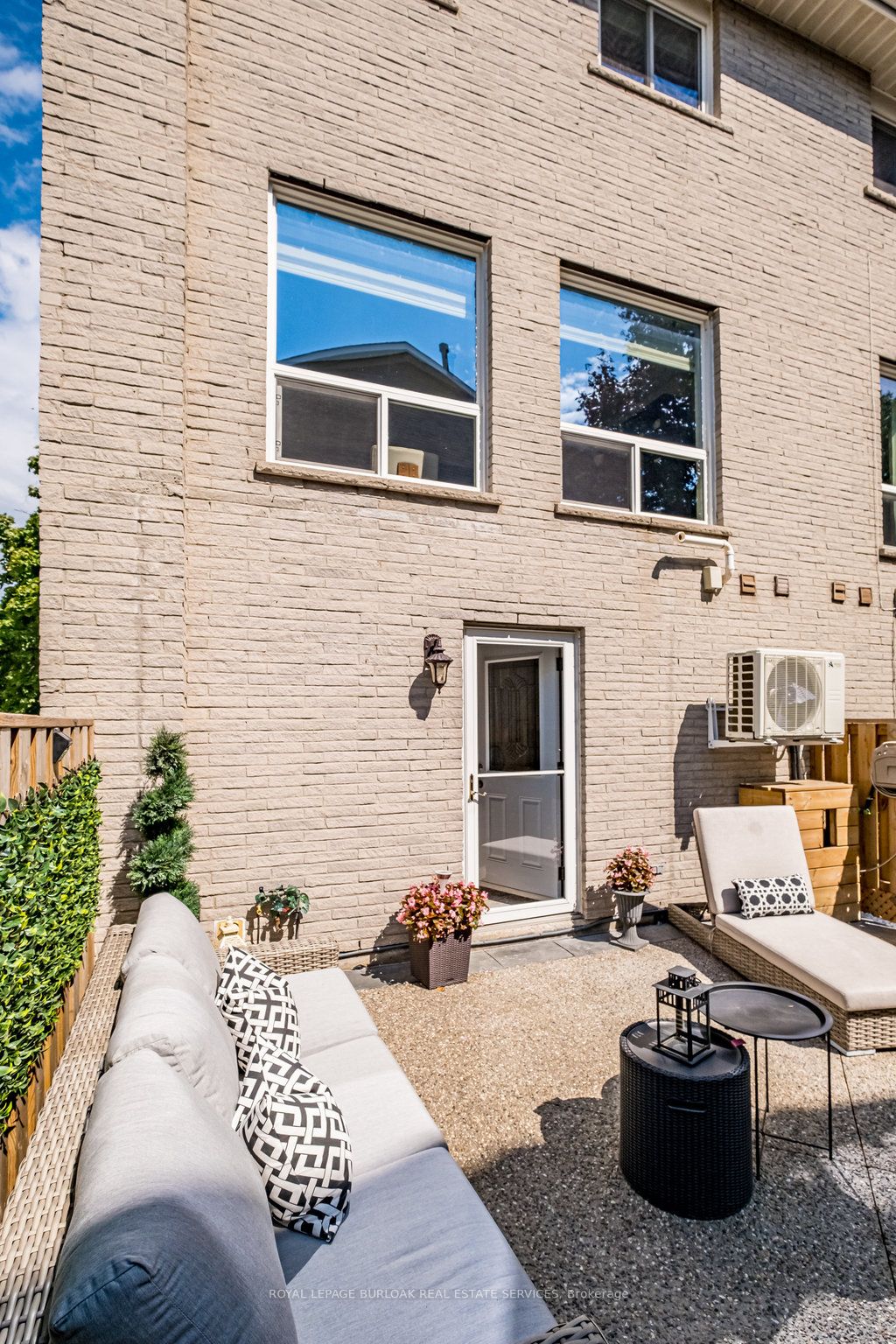 1155 Paramount Drive #22