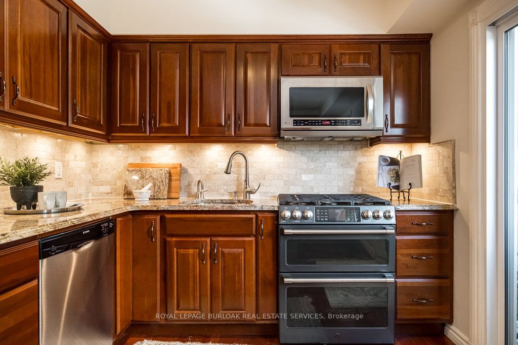 1155 Paramount Drive #22
