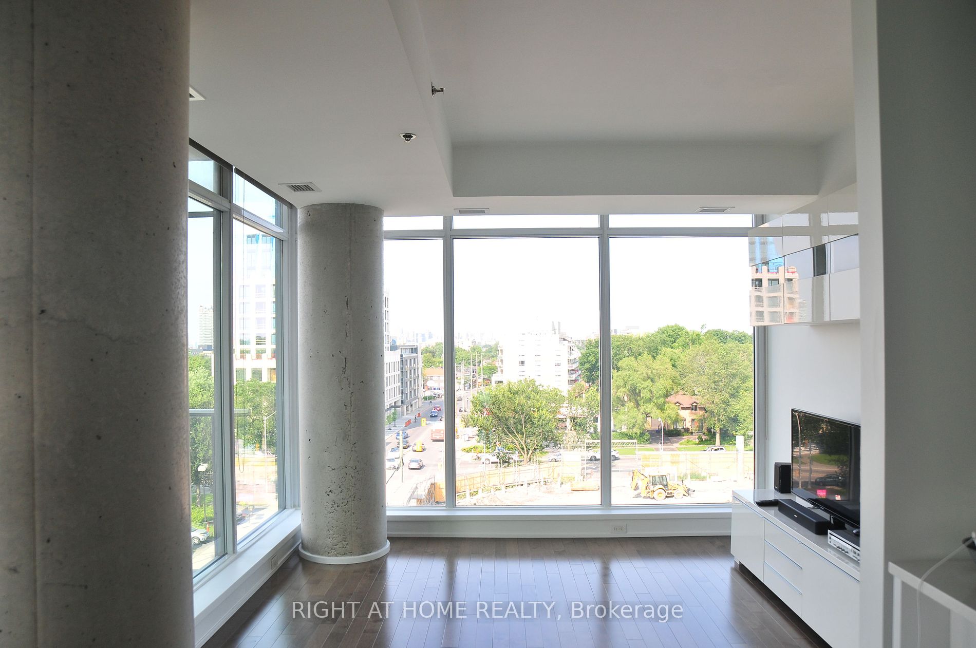 88 Richmond Road #512