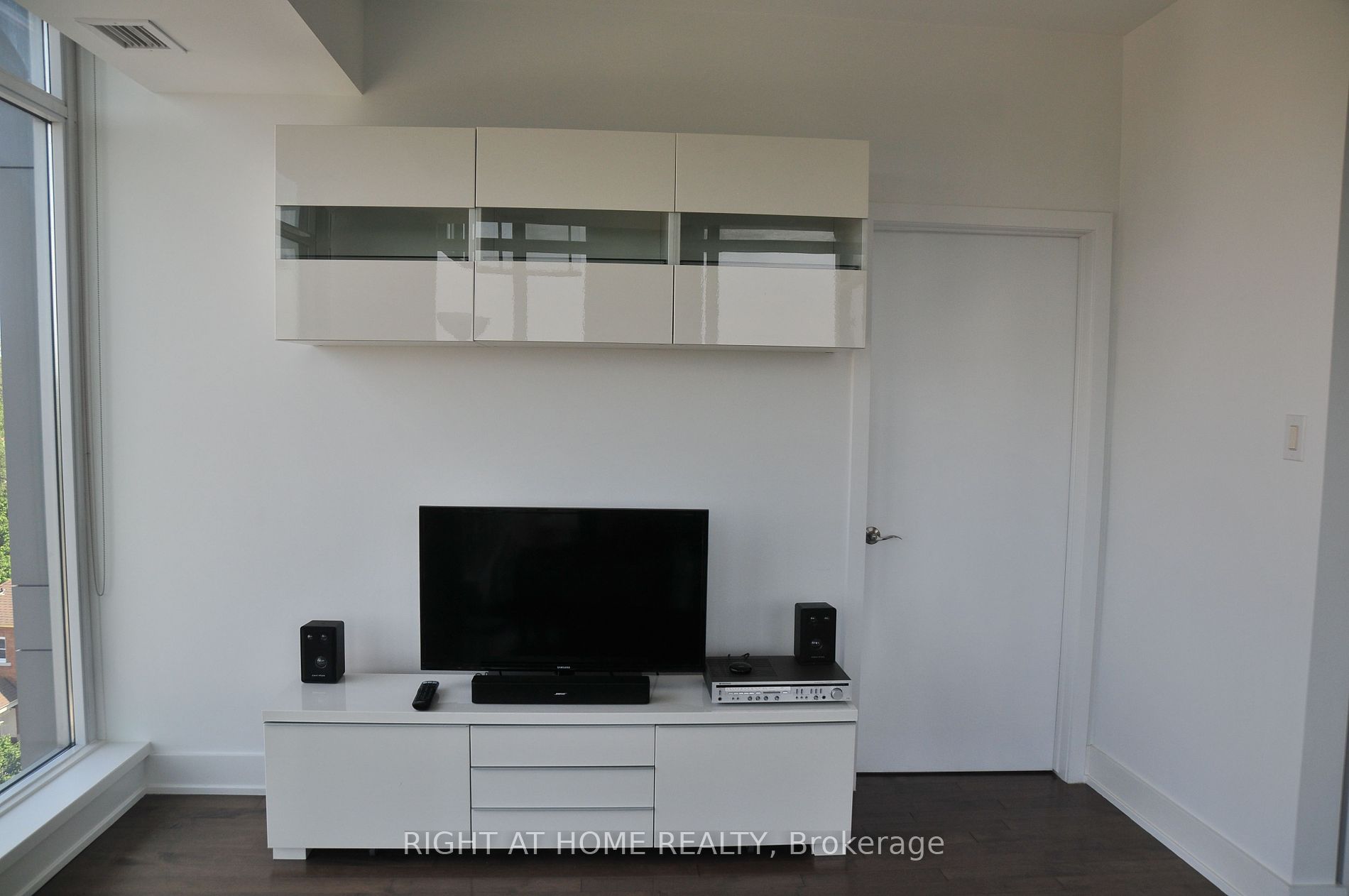 88 Richmond Road #512